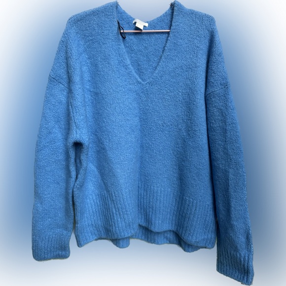 H&M Sweaters - H&M Sweater